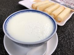 -周大娘牛乳(旧寨古村总店)