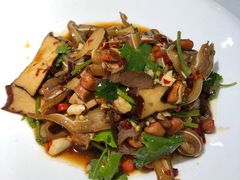 湘辣热卤-费大厨辣椒炒肉(万家丽一店)