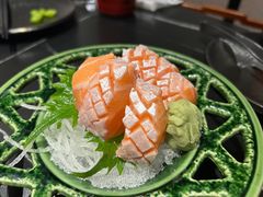 -山川小町·极番烧肉(新地假日广场店)