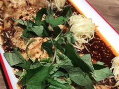 -有红鸡毛店·川菜(建设路店)