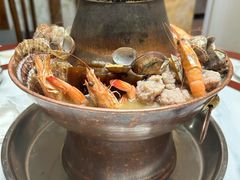 -一口猪海鲜浑锅·东北家常菜