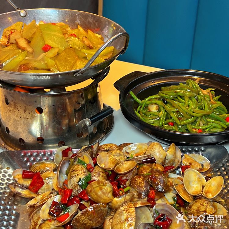 海肠捞饭不愧是招牌🥹四真的太香了 一口香到姥姥家！