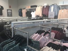 -H&M(天一广场店)