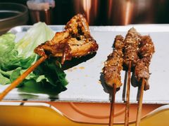 烤羔羊肉串-木屋烧烤(大运店)