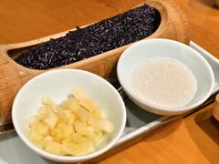 菠萝竹筒乌米饭-竹里馆·淮扬菜·功夫茶(老门东店)