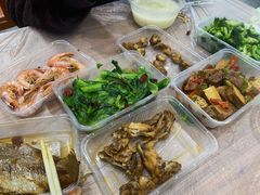 -蓝精灵饺子店