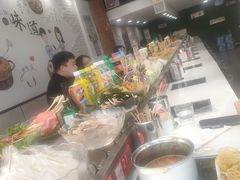 -百品聚旋转火锅(万德庄店)