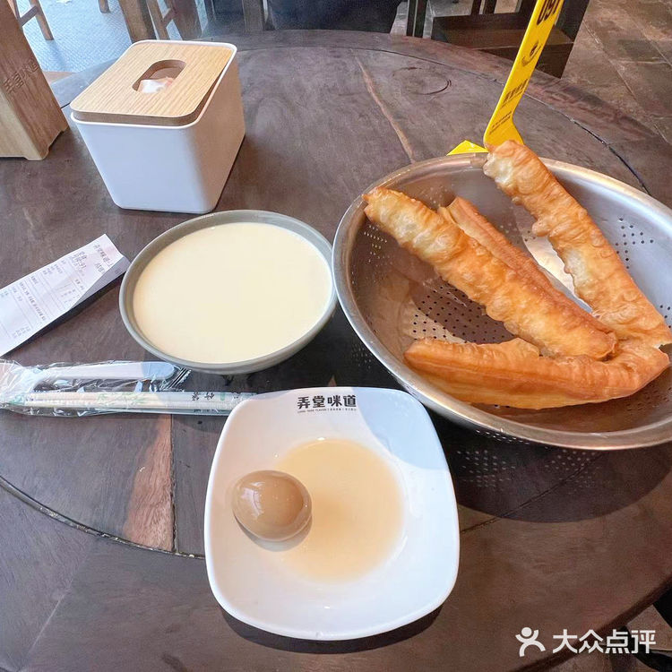 上海七宝老街 ！！吃弄堂咪道大油条 ！！