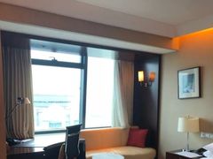 -上海龙之梦万丽酒店