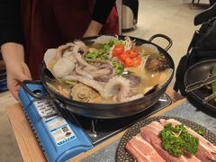 -草家酱蟹炭火烤肉店(珲春南路一店)
