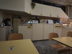 -ADO KAFE(大学城店)