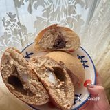 司乎也有红豆奶油包了