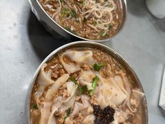 -正宗杨记普洱酸醋米线(总店)