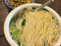 清汤面-九华山聚龙大酒店