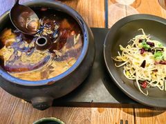 羊肚菌鹿茸菇汽锅鸡-云海肴·汽锅鸡·云南代表菜(曲江大悦城店)