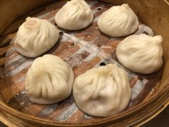 招牌蟹黄鲜肉小笼馒头-南翔馒头店(豫园店)