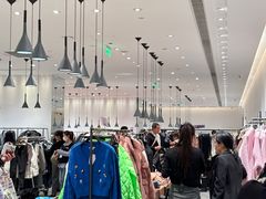 -URBAN REVIVO(西安Momopark店)