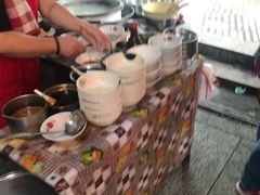 -依云煎包店