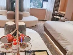 -幸栖洞穴设计酒店(成都春熙路店)