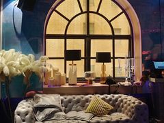 -Darling Queen·Mini·Live·House