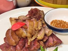 -小丫头餐厅·江浙菜·烧烤(灵隐店)