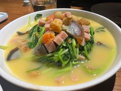 -金枝玉叶上海人家食府(三里河店)