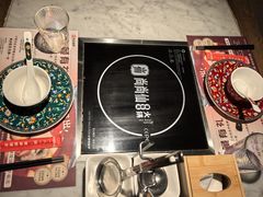 -尚尚仙·酸汤猪手·猪肚鸡火锅(华联万柳购物中心店)