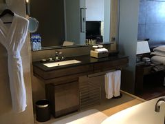 -广州天河希尔顿酒店