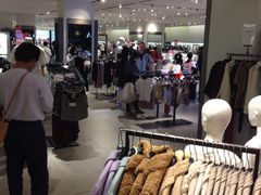-ZARA(凯德乐峰广场店)