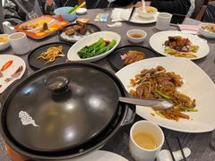 脆皮炸乳鸽-御花园·粤菜·海鲜火锅(中山公园店)