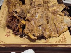 -东口码头·烧鸽子·鱼头泡饼·地方菜(金鹰悦城店)
