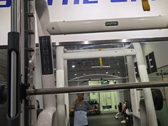 -汗水空间私教健身连锁(SM广场店)