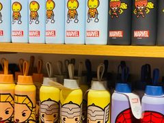 -名创优品(北京新中关购物中心地铁层店)
