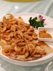 -鑫淼餐饮娱乐中心(江东街店)