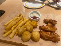 超值小食三拼-菲滋意式餐厅(温岭银泰城店)