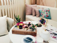 -MEET缘燕窝甜品&Tang's cake(华润万象城店)