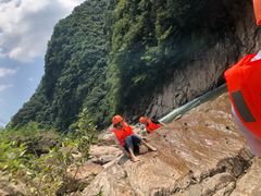 -安吉龙王山峡谷漂流