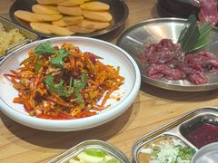 -青瓦餐厅·生鱼片·韩园烤肉(西塔店)