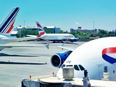 -奥利弗·雷金纳德·坦博国际机场