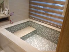 -兴芮温泉度假区