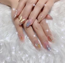 -慕拉美甲美睫皮肤管理