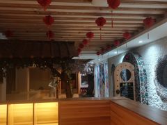 -碧中海汤泉汗蒸酒店