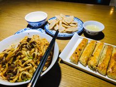 -铸钟褡裢火烧(西三环紫竹桥店)