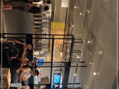 面包甜点陈列柜-喜茶(广州天汇igc店)