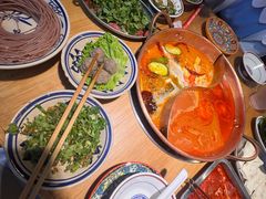 -洱火云南酸菜牛肉火锅(石景山当代商城店)