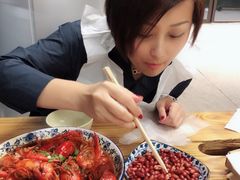 -琥珀老六龙虾(四里河店)