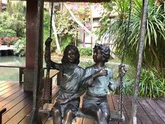 -三亚湾海居铂尔曼度假酒店