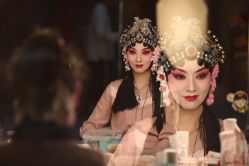 -华韵京剧摄影(洋桥角门东店)