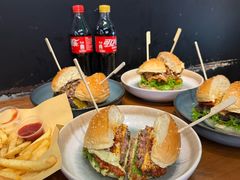 -宝炙星BURGER AUSTINE(桐梓林店)