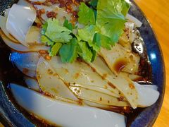 -勺子米线·云南传统小吃市集(四方街店)